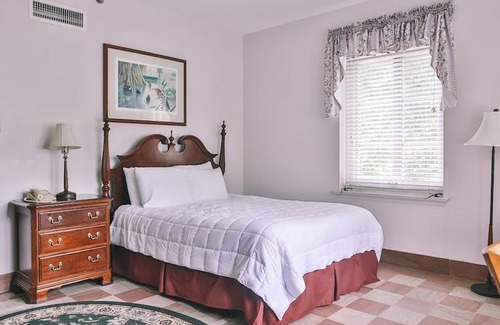 Wakulla Springs Hotel | The Lodge at Wakulla Springs