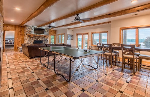 Lake Norman of Catawba Cabin | THE LODGE! Best views on the Lake! Amazing Log Cabin-Pool | Sleeps 22 |Pickle Ball Court