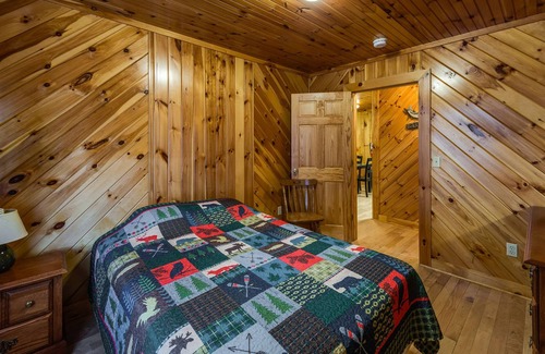 Allons Cabin | The Lodge-Cab.16 at MC Marina on Dale Hollow Lake near Standing Stone State Park