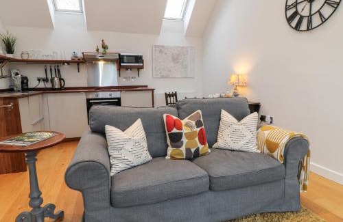 Newton St Loe Apartment | The Loft at Lucott House