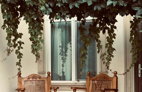 Samarkand House | The Loft Guest House