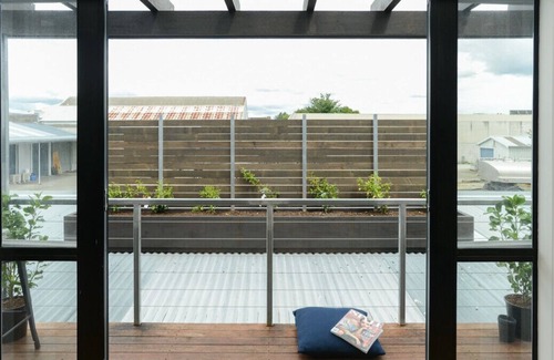 Hastings Cabin | The Loft - Hastings Holiday Home With Wifi