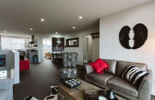 Rewa Apartment | The Loft No3 Convenient In Strandon