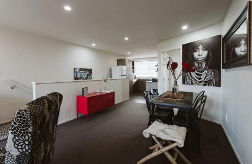 Rewa Apartment | The Loft No3 Convenient In Strandon