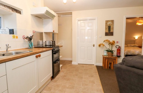 Buxton Cottage | THE LOFT, pet friendly, character holiday cottage in Buxton