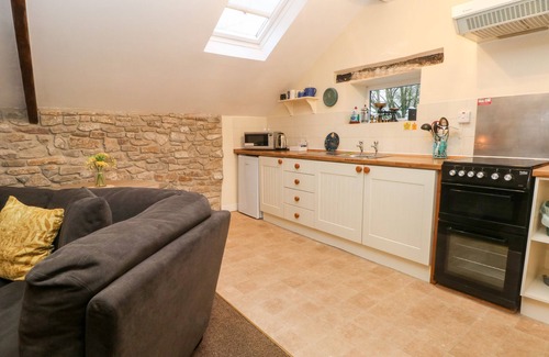 Buxton Cottage | THE LOFT, pet friendly, character holiday cottage in Buxton