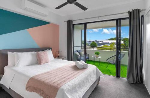 Parramatta Park Apartment | The Loft - Trendy Coastal Charm with Pool