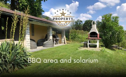 Morbio Inferiore Apartment | THE LOFT with private parking, BBQ area, near COMO lake I Villa dei Leoni