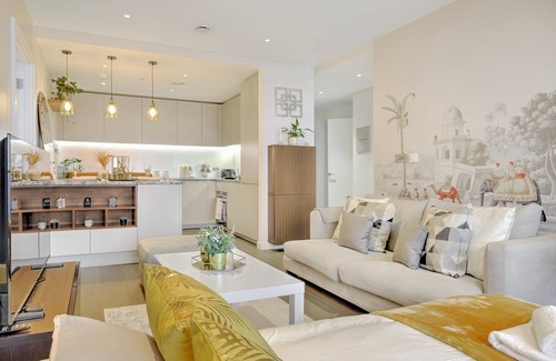 Peninsula Apartment | The London O2 Retreat – Stylish Comfort Near The O2 Arena