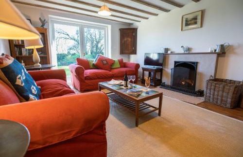 Rhyd-y-clafdy House | The Longhouse