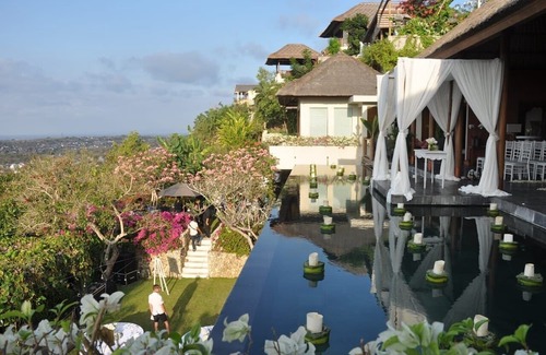 Bukit Hotel | The Longhouse, Jimbaran - Bali