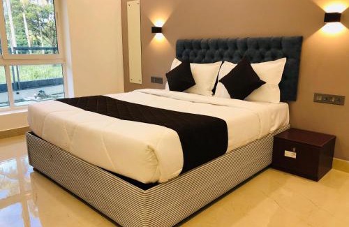 Kochi Hotel | The Lotaz Hotel