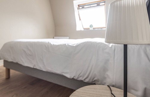Epernay Apartment | "The Louis Pasteur 6" PREMIUM