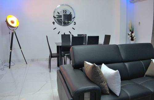 Dakar Apartment | THE LUXURIOUS DONDOU SUITE