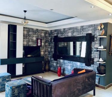 Kampala House | The Ma