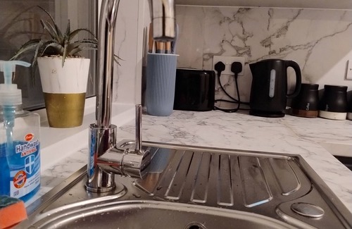 Old Trafford House | The Mancunian Pride Near United Stadium-4 BR Family house