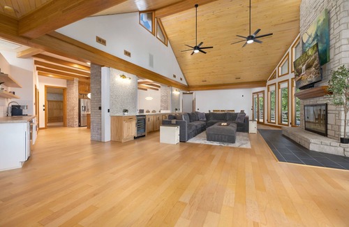 Bentonville House | The Manor-Indoor Pool-Speak Easy-Game Room-Sauna