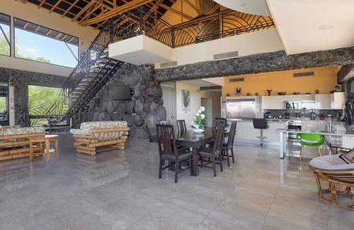 Chiriqui Villa | "The mansion made of bamboo" Villa bamboo, Chiriqui chorcha below