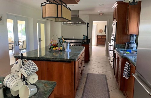 Marathon Apartment | The Marathon Retreat