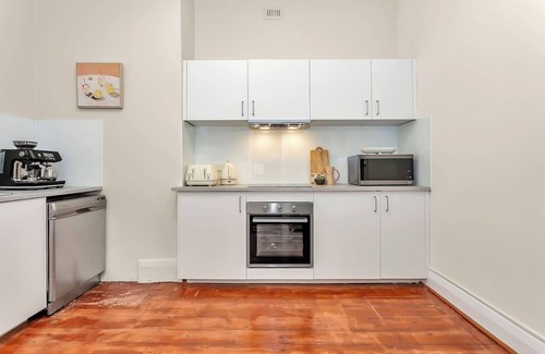 Cowandilla House | The Marobwen Charming City Retreat near West Beach