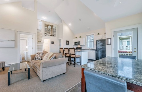 Cherry Valley House | The Meadowlark - 115 Butternut