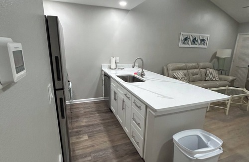 The Meadows Condo | The Meadows- Winslow Beacon, FURNISHED. n “The 19th Hole”