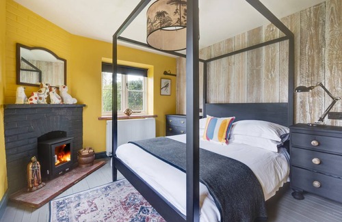 Field Dalling Cottage | The Meeting House