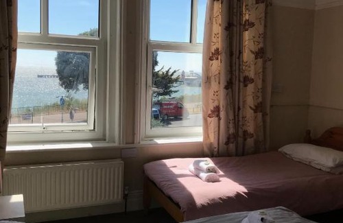 Clacton-on-Sea Hotel | The Melrose Hotel at the Beach