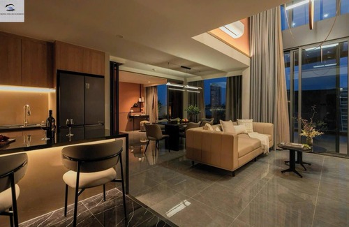 Thu Thiem Apartment | The Metropole Opera Deluxe Residence