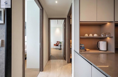 Thu Thiem Apartment | The Metropole Opera Deluxe Residence