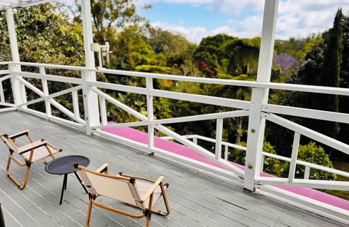 Eagle Heights House | The Metta House Tamborine Mountain