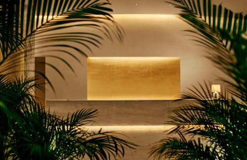 Mid Beach Hotel | The Miami Beach EDITION