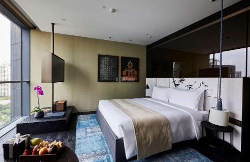 Downtown Shanghai Hotel | The Middle House