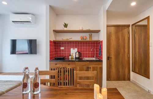 District 5 Apartment | The Midnight Lotus Saigon-Urban Retreat with Private Balcony-Free Laundry