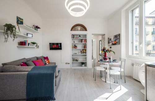 Ripamonti Corvetto Apartment | tHE Milanese Glow - Bocconi Prada IEO Area