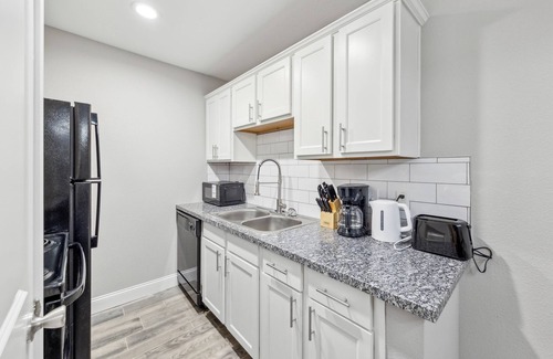 South Arlington Apartment | The Mirage 248 I Comfy 1 Bed 1 Bath
