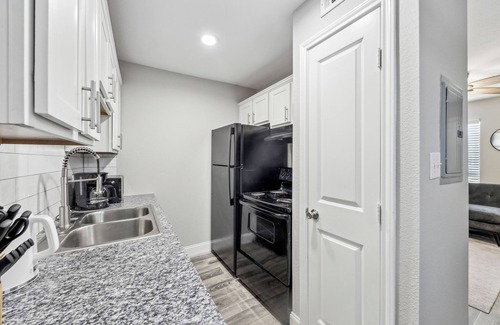 South Arlington Apartment | The Mirage 249 I Comfy 1 Bed 1 Bath