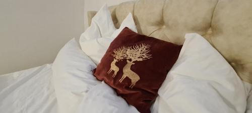 Stuttgart Apartment | The Modern Cave Lodge - ComfyHome Apartments Stuttgart