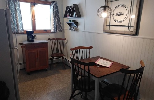 Mohawk House | The Mohawk Trail House