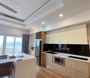 Tran Phu Beach Apartment | The Moonlight Apt Căn hộ Penthouse Mường Thanh 60 Trần Phú view biển