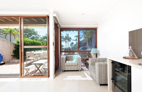 Soldiers Point House | The Moorings, 15/4 Cromarty Road - stunning with water views & pool