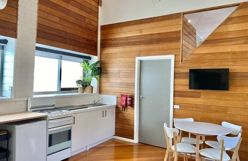 Geelong Apartment | The Morrison Stables- Walking distance to the Geelong CBD
