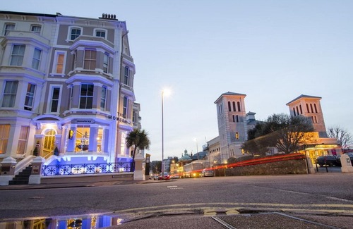 Eastbourne Seafront Hotel | The Mowbray