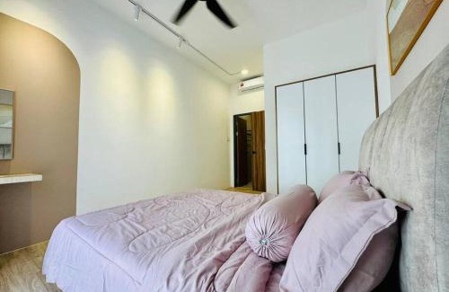 Kuching Apartment | The Muji Glen3R2B with Netflix, 6pax YPM112