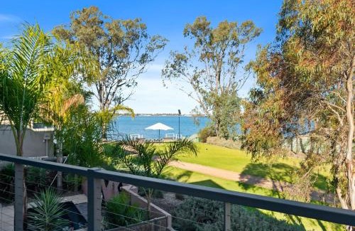 Mulwala House | The Mulwala Townhouse