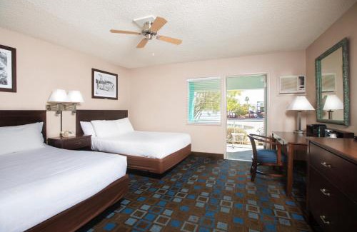 Lake Havasu City Resort | The Nautical Beachfront Resort