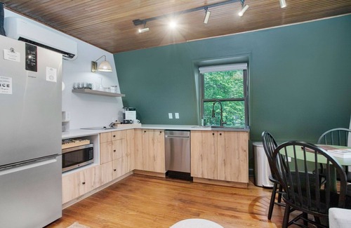 New Buffalo Apartment | The Neighborhood Hotel Grand Beach Suite 9 - Two Bedroom
