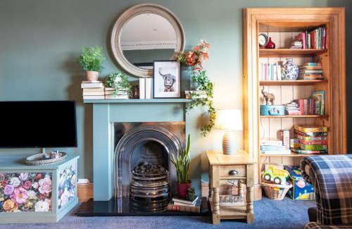 Inverness City Centre Apartment | The Nessting Place