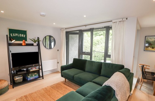 Backbarrow Apartment | THE NEST (39 IRONWORKS), pet friendly in Newby Bridge