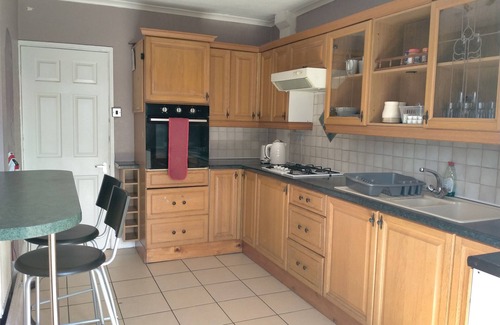 Wednesbury House | The Nest, an Immaculate 3-Bed House in Walsall